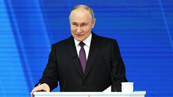 Russian President Vladimir Putin delivers his annual address to the Federal Assembly - Sputnik International
