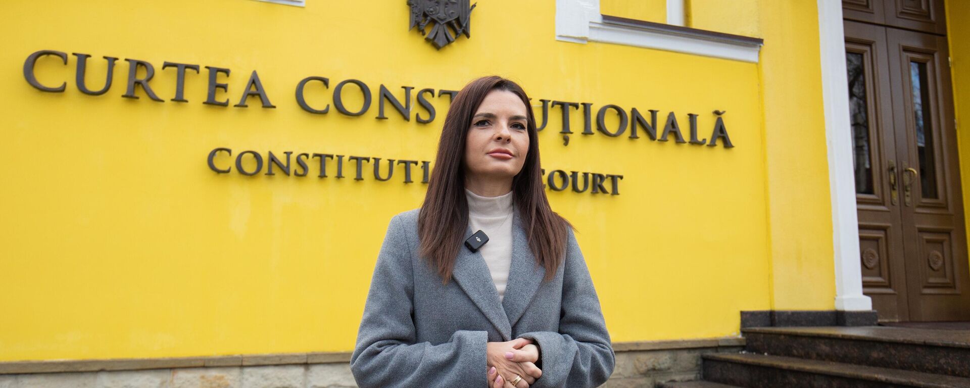 Governor of the Autonomous Territorial Unit of Gagauzia Yevgenia Gutsul holds a picket against the amendments to the Tax Code, stipulating the VAT refund from the Gagauz budget, in front of the building of the Constitutional Court of Moldova in Chisinau, Moldova - Sputnik International, 1920, 04.08.2025