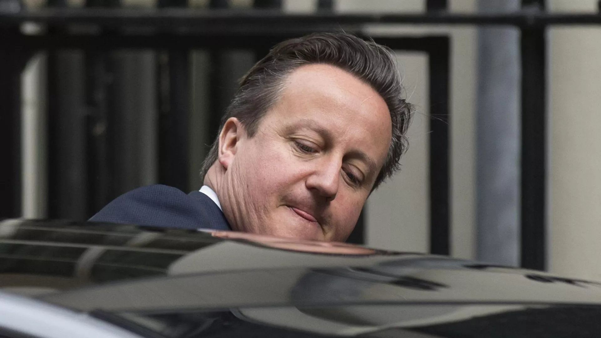 British Prime Minister David Cameron gets in the back of a car as he leaves 10 Downing Street to attend Prime Minister's Questions at the Houses of Parliament, London, Wednesday, June 3, 2015 - Sputnik International, 1920, 26.06.2024