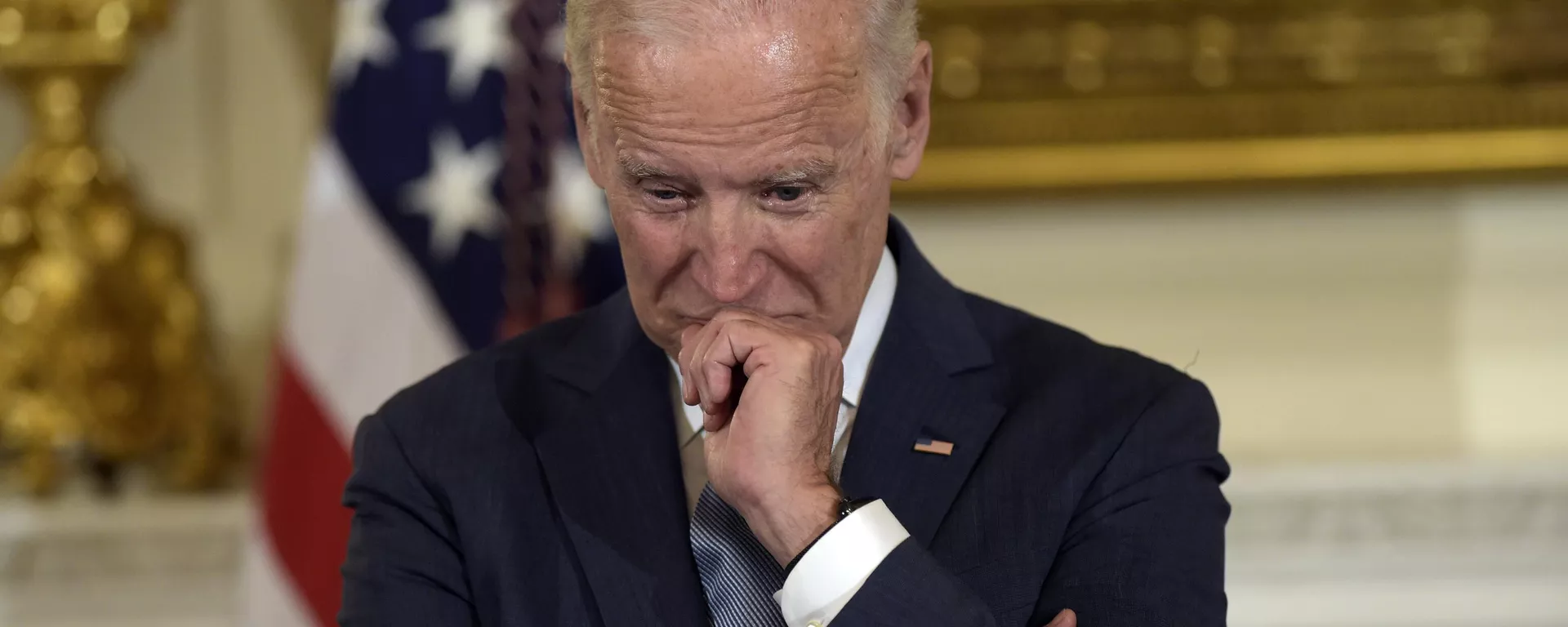 Vice President Joe Biden listens during a ceremony in the State Dining Room of the White House in Washington, Thursday, Jan. 12, 2017, where President Barack Obama presented him with the Presidential Medal of Freedom - Sputnik International, 1920, 13.05.2024