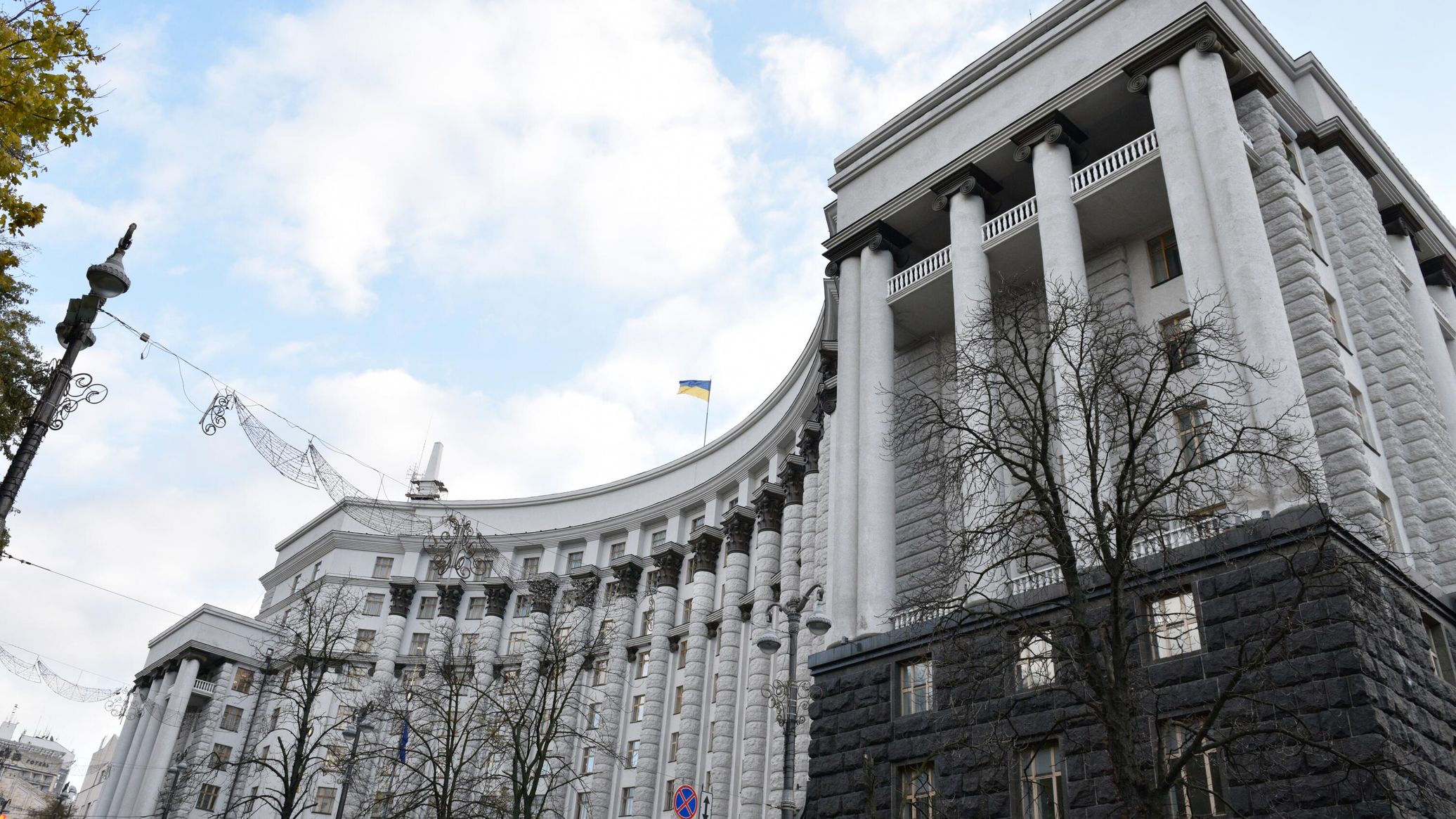 Ukraine’s Debt Burden Surges to Approximately $8,500 Per Resident
