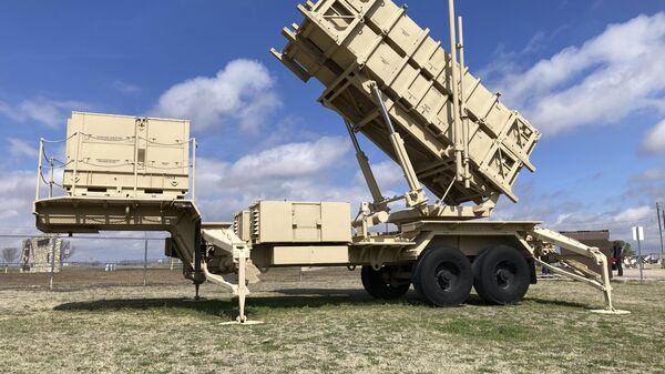 A Patriot missile mobile launcher. - Sputnik International