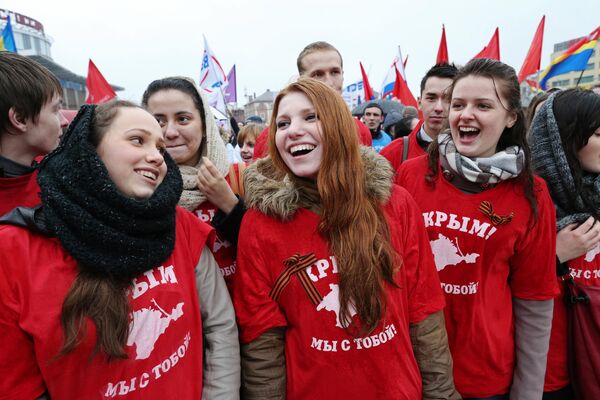 Participants in a rally in Kaliningrad in support of the results of the Crimean referendum. - Sputnik International
