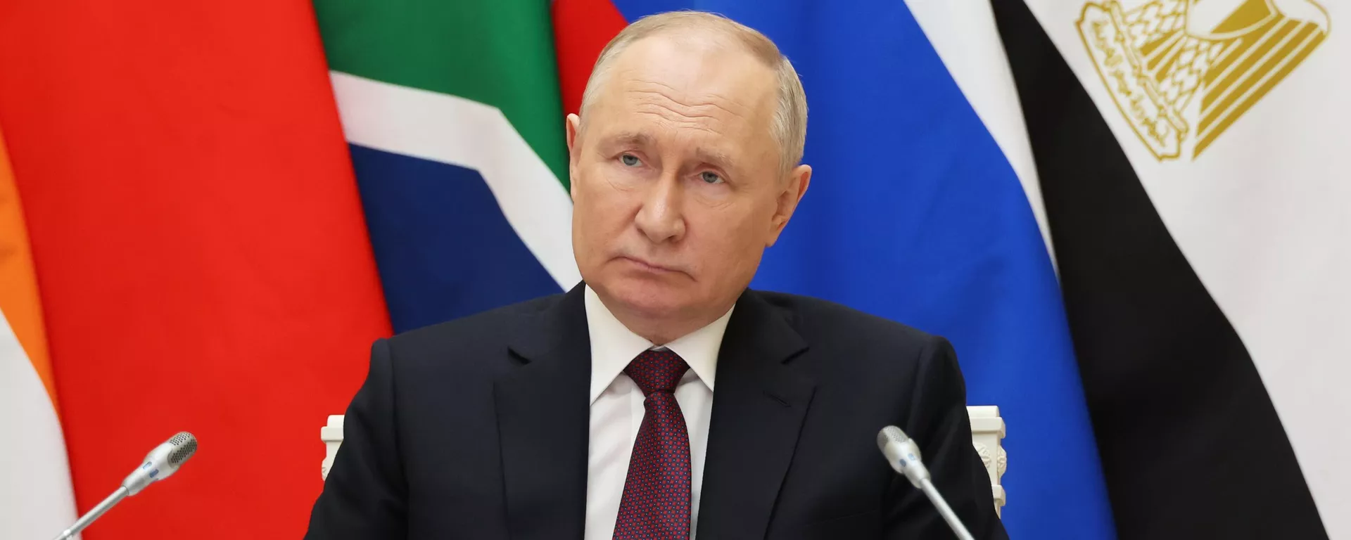 Russian President Vladimir Putin takes part, via videoconference, in an extraordinary BRICS summit to discuss the Palestinian-Israeli conflict, at the Kremlin in Moscow, Russia - Sputnik International, 1920, 20.03.2024