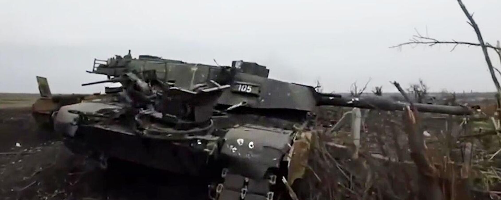 Abrams MBT knocked out near the Donetsk suburb of Avdeyevka. Screenshot of Russian Defense Ministry video. - Sputnik International, 1920, 28.03.2024