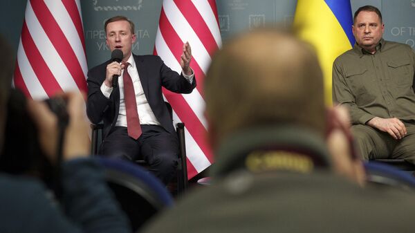 White House national security adviser Jake Sullivan, left, speaks during a joint press conference with the head of the Office of the President of Ukraine Andriy Yermak. - Sputnik International