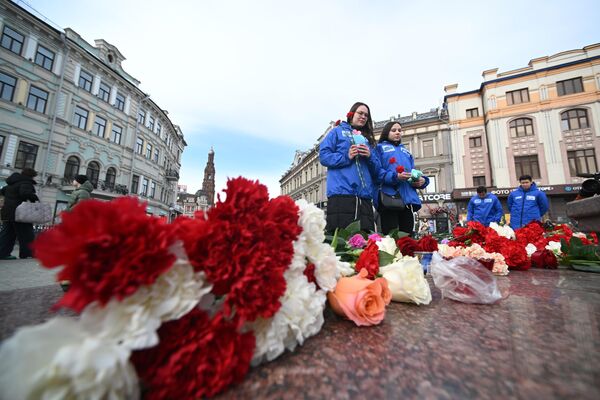 Russians mourn in Kazan, Republic of Tatarstan. - Sputnik International