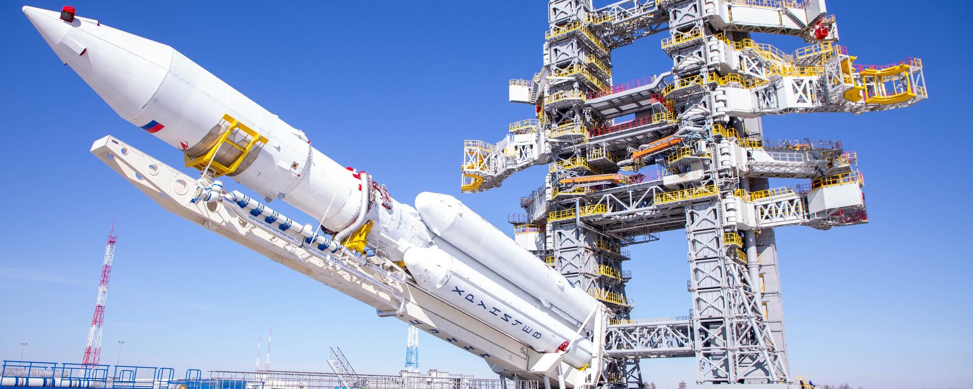 Angara-A5 rocket at a launch pad at the Vostochny Cosmodrome. - Sputnik International, 1920, 29.07.2025