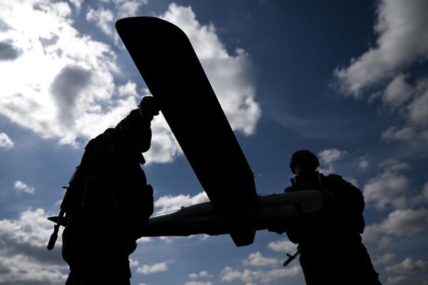 Battlegroup Tsentr getting a UAV ready to perform an mission near Avdeyevka. - Sputnik International