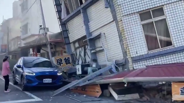 A screenshot from a social media video showing the aftermath of one of the earthquakes that struck near Taiwan. - Sputnik International