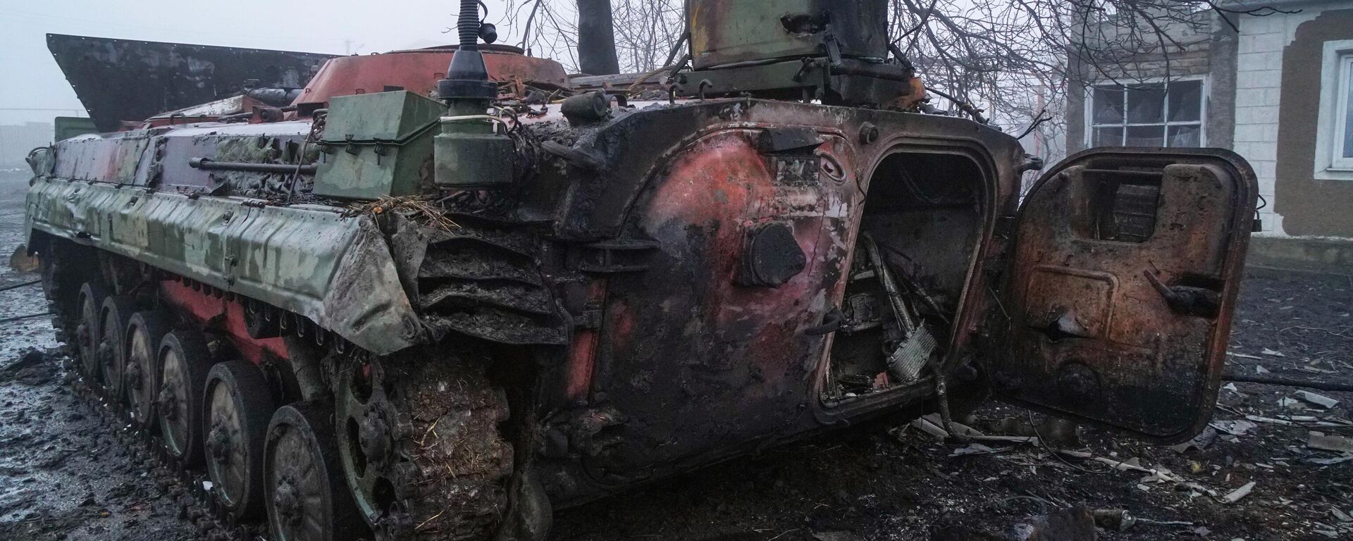 Destroyed military equipment of the Ukrainian Armed Forces in the zone of Russia's special military operation. - Sputnik International, 1920, 06.04.2024
