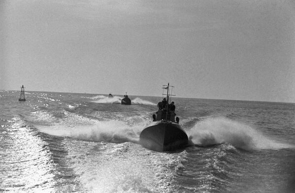 Torpedo boats guarding the city from the Black Sea - Sputnik International