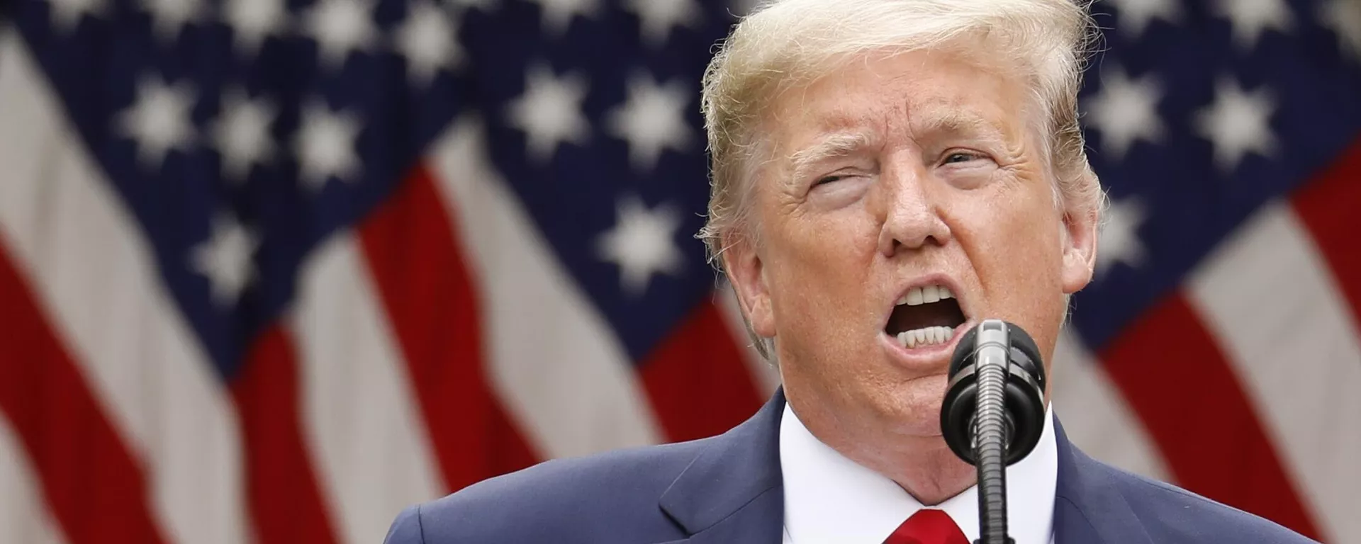 US President Donald Trump makes an announcement about U.S. trade relations with China and Hong Kong in the Rose Garden of the White House in Washington - Sputnik International, 1920, 15.05.2024