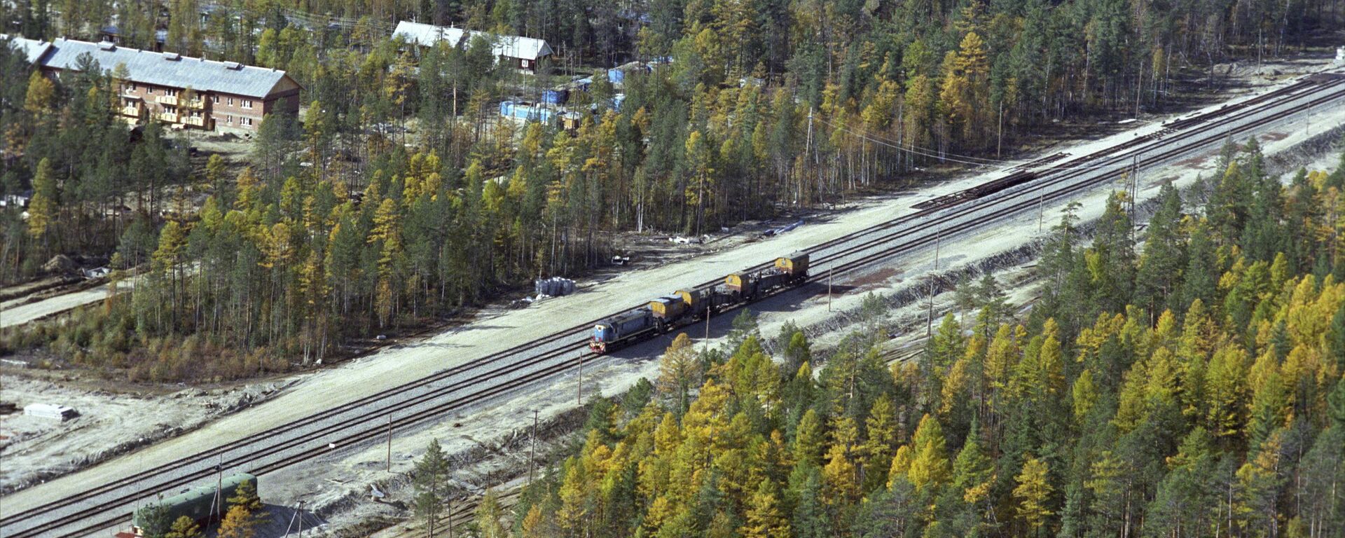 A view of a section of the Baikal-Amur-Mainline (BAM) Railway in the Severo-Baikalsky District of the Republic of Buryatia, Russia. - Sputnik International, 1920, 23.04.2024