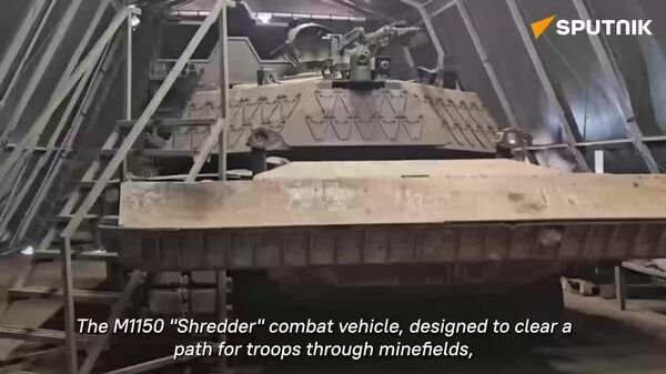 Russia Seizes US-Made Abrams-Type Assault Breacher Vehicle - Sputnik International