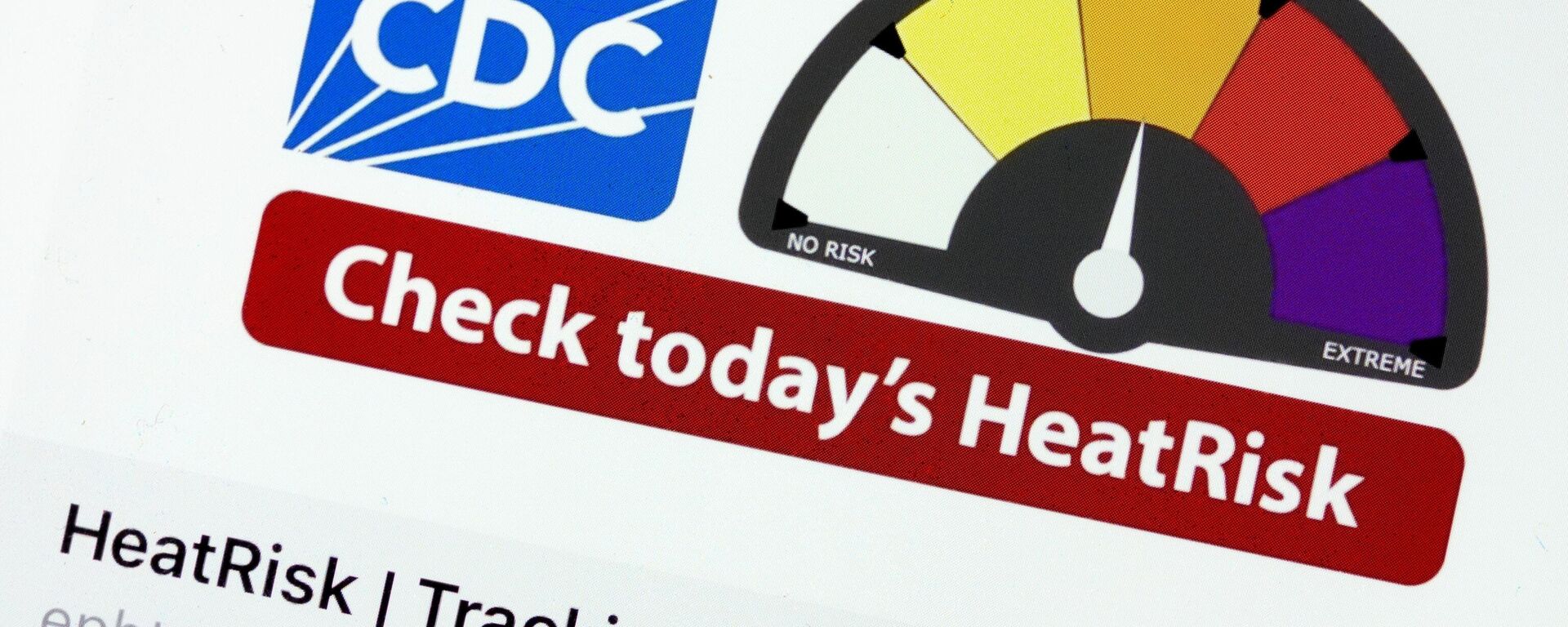 The website for Centers for Disease Control and Prevention displays on a computer screen in Glenside, Pa., Monday, April 22, 2024, a new heat risk system developed with the National Weather Service. They unveiled a new color-coded system to warn Americans about heat danger, and it will set magenta as the most dangerous level. - Sputnik International, 1920, 29.04.2024