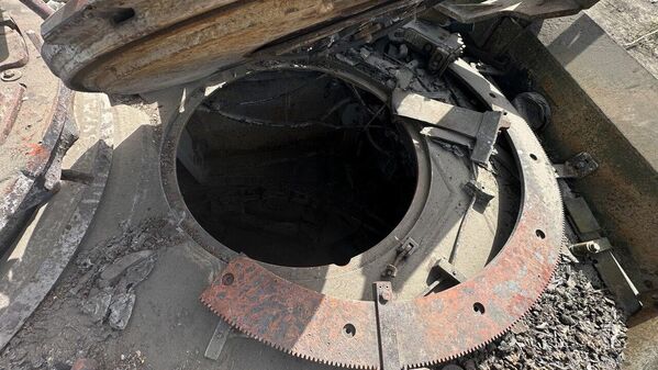 The tank was destroyed on the Avdeyevka area. - Sputnik International