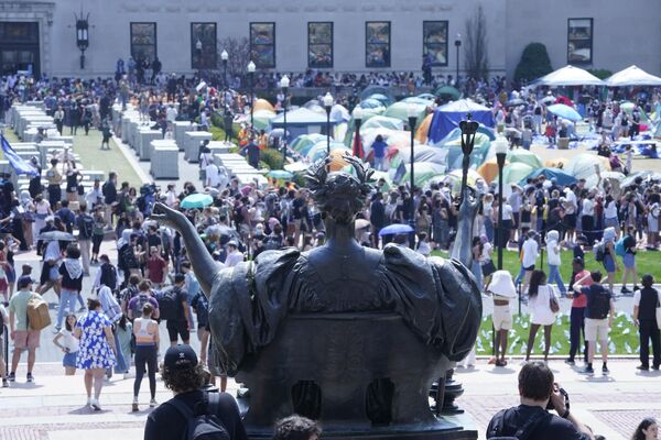 Student demonstrators occupy the pro-Palestinian &quot;Gaza Solidarity Encampment&quot; on the West Lawn of Columbia University, New York City (April 29, 2024). - Sputnik International