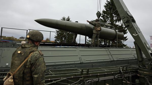 Russian Strike on Zaporozhstal Hits Ukraine’s War Economy – Analyst