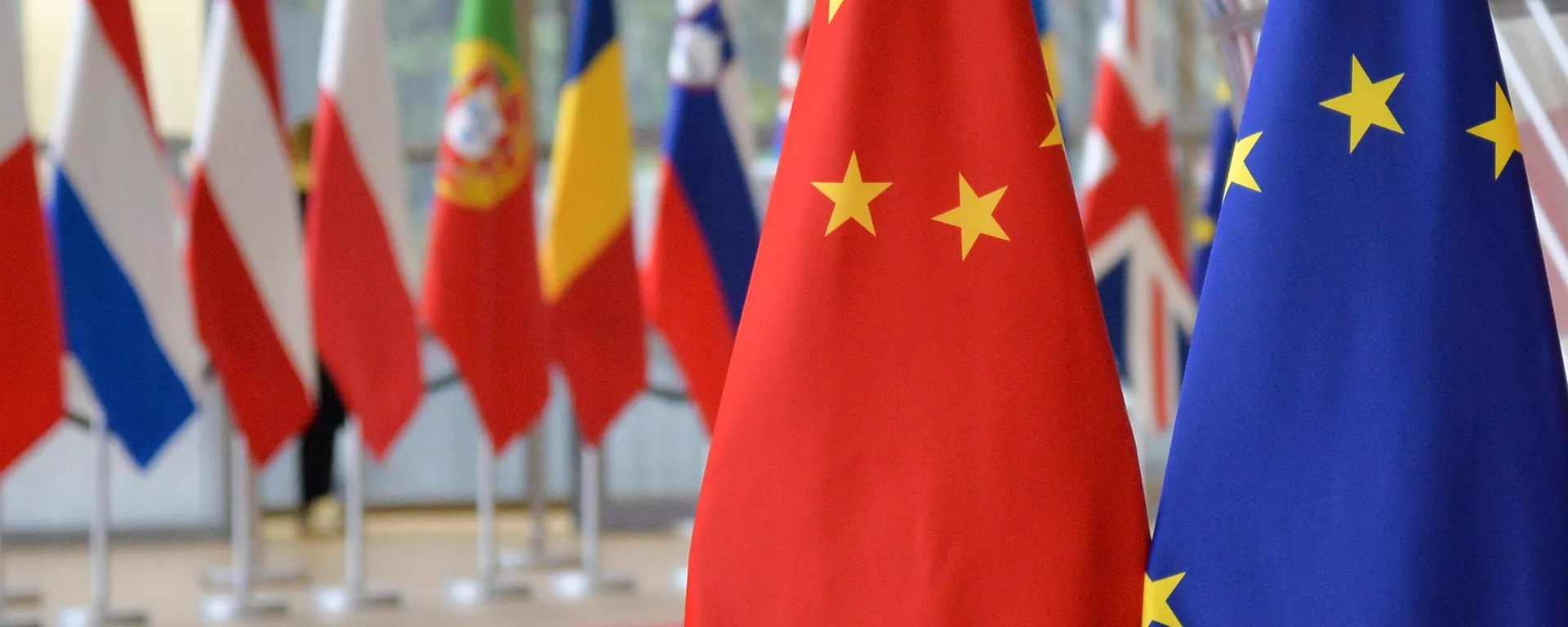 European Union and Chinese flags are pictured during an annual EU-China summit in Brussels, Belgium - Sputnik International, 1920, 30.10.2024