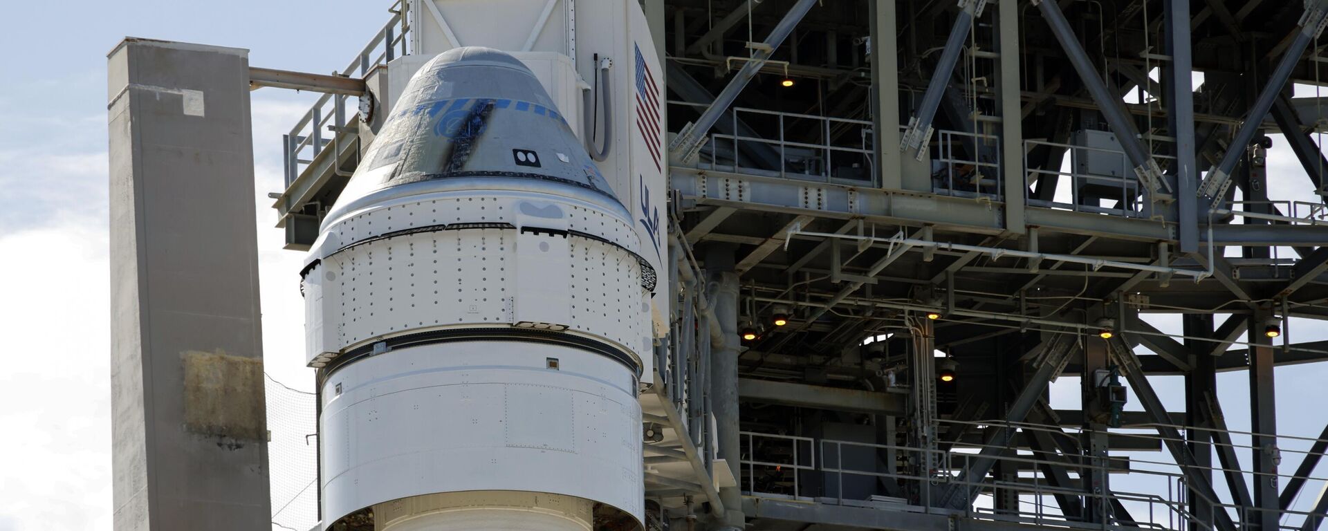 Boeing's Starliner capsule atop an Atlas V rocket stands ready for its upcoming mission at Space Launch Complex 41 at the Cape Canaveral Space Force Station, Sunday, May 5, 2024, in Cape Canaveral, Fla - Sputnik International, 1920, 07.05.2024