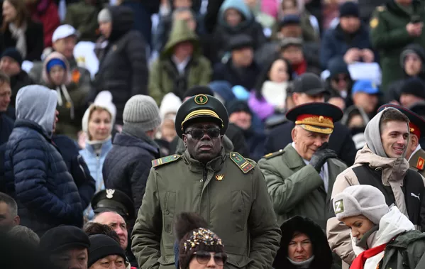 Guests assemble in the stands before the start of the military parade on Moscow's Red Square in celebration of the 79th anniversary of Victory in the Great Patriotic War. - Sputnik International