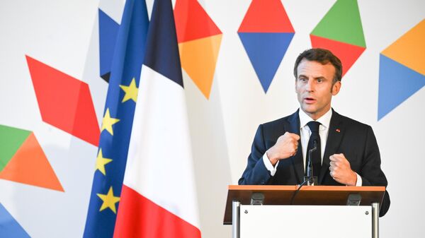 French President Emmanuel Macron attends a news conference after the Informal Summit and Meeting within the European Political Community - Sputnik International