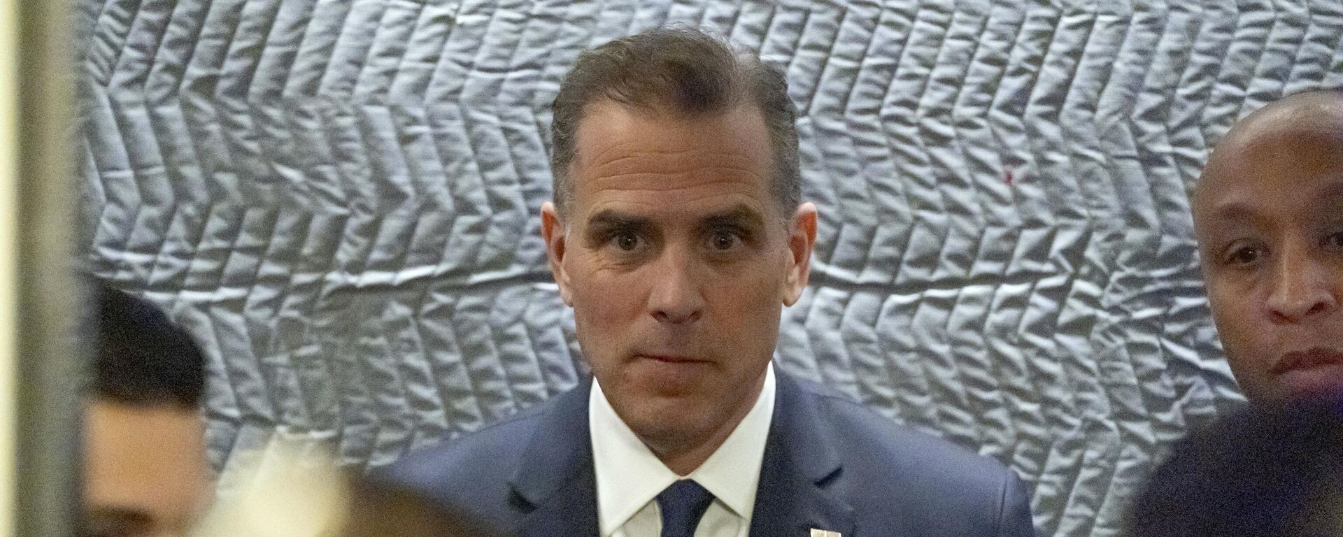 Hunter Biden departs after a closed door private deposition with House committees leading the President Biden impeachment inquiry, on Capitol Hill, Wednesday, Feb. 28, 2024, in Washington - Sputnik International, 1920, 05.06.2024