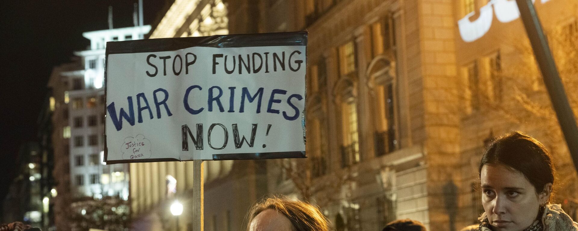 Protesters rally near the White House demanding a permanent ceasefire and end to US funding to Israel on Wednesday, March 7, 2024 in Washington - Sputnik International, 1920, 06.06.2024