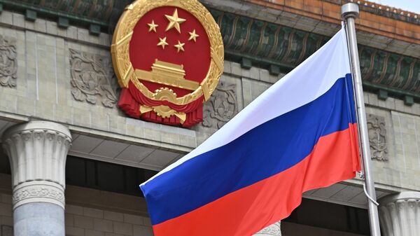 Russian Flag in Beijing ahead of Vladimir Putin's visit - Sputnik International