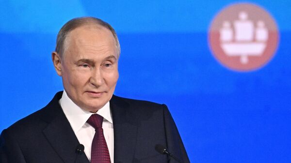 Putin speaks at 2024 SPIEF plenary session - Sputnik International