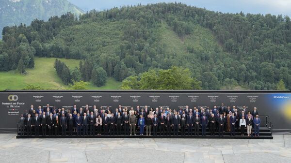 Group photo of participants of the Ukraine summit in Switzerland - Sputnik International