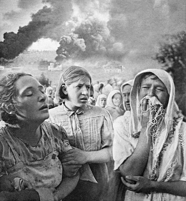 June 22 is regarded in Russia as a day of remembrance when people honor the sacrifice of those who, over 80 years ago, ensured the very survival of the country. - Sputnik International