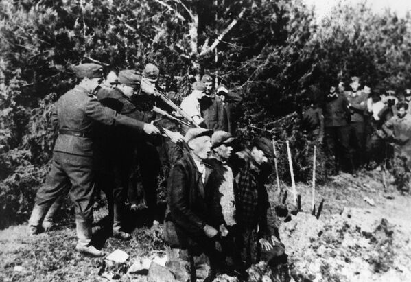 In some regions of the Soviet Union, certain local groups actively collaborated with the Nazis. In 1941, Lithuanian Nazi collaborators actively participated in the mass murder of Jews that became known as the Kaunas massacre. - Sputnik International