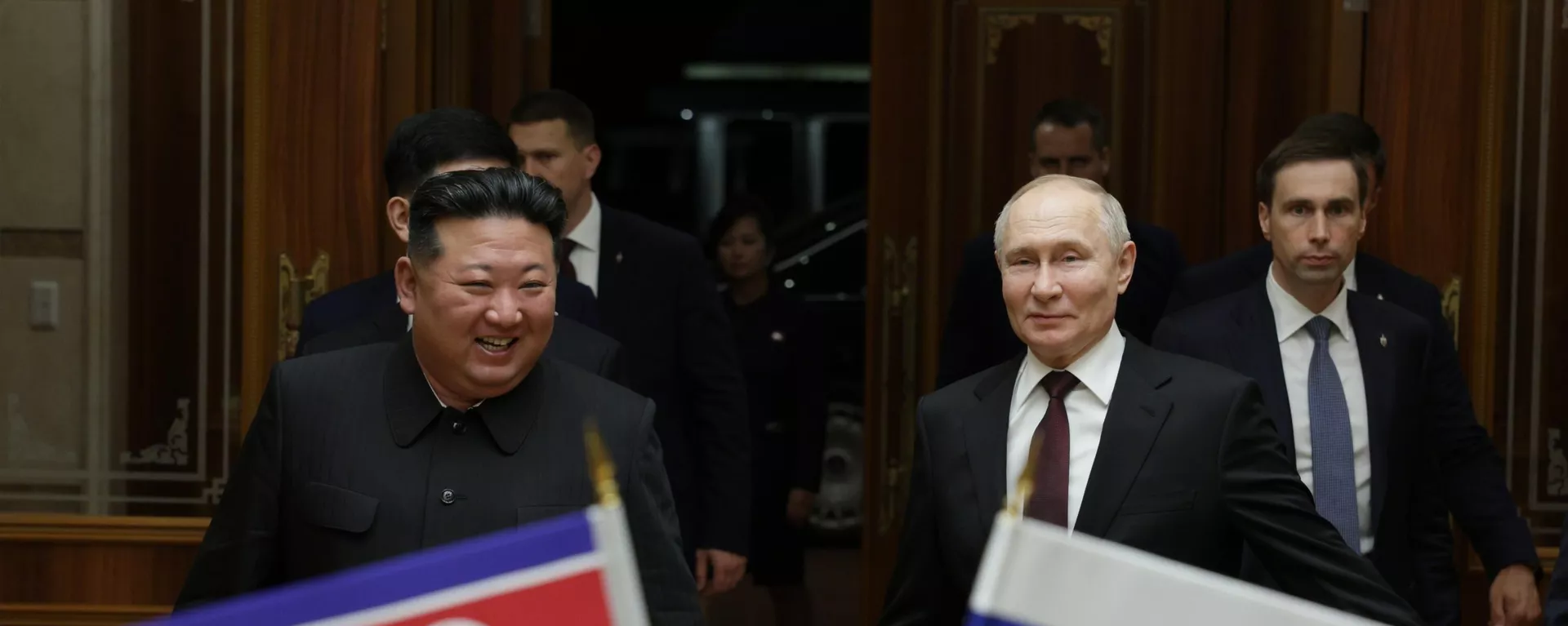 Russian President Vladimir Putin and North Korean leader Kim Jong Un arrive at a residence in Pyongyang, North Korea. - Sputnik International, 1920, 15.10.2024