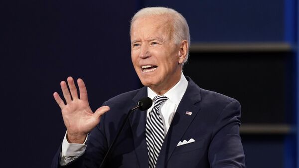 Democratic presidential candidate former Vice President Joe Biden speaks during the first presidential debate with President Donald Trump - Sputnik International