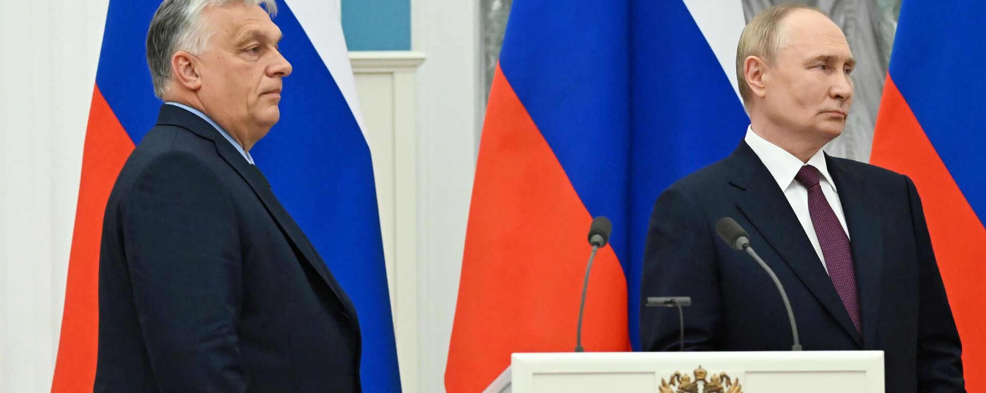 Russian President Vladimir Putin and Hungarian Prime Minister Viktor Orban, left, attend a news conference following their meeting at the Kremlin, in Moscow, Russia, on July 5, 2024. - Sputnik International, 1920, 11.07.2024