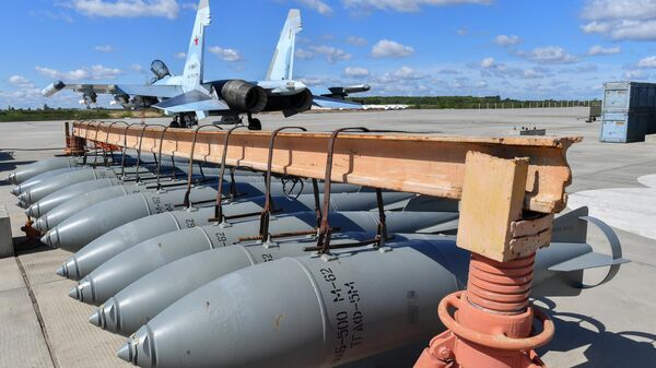 Preparation for flights of aircraft of the Russian Aerospace Forces at the airport in the direction of Kharkov - Sputnik International