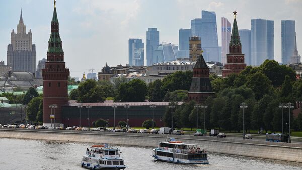 Moskva River with the Kremlin in the background - Sputnik International