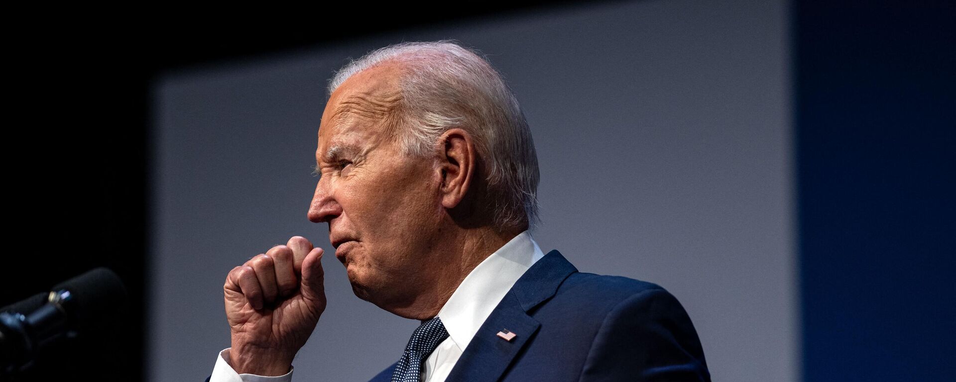 This photo taken on July 16, 2024 shows US President Joe Biden clearing his throat as he speaks on economics during the Vote To Live Properity Summit at the College of Southern Nevada in Las Vegas, Nevad - Sputnik International, 1920, 17.08.2024