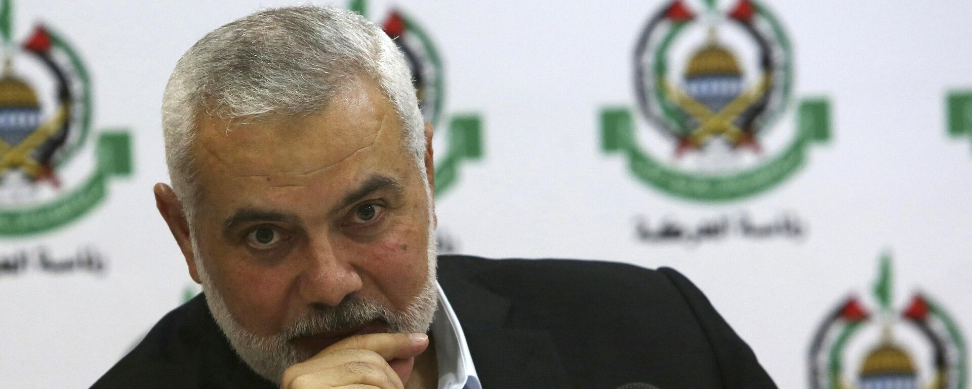 Hamas' chief Ismail Haniyeh attends a meeting with foreign reporters at al-Mat'haf hotel in Gaza City, Thursday, June 20, 2019.  - Sputnik International, 1920, 31.07.2024