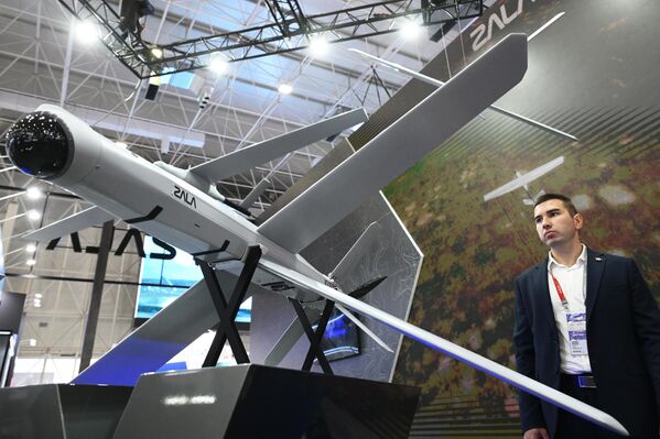 Zala Lancet drone.The Lancet-E is a new export variant of Russia’s distinctive X-winged loitering munition featuring the base Z-16-E reconnaissance drone and Izdeliye 51/52-E guided munitions. Russia expects strong demand for the Lancet-E, and the Rosoboronexport state arms export intermediary agency says it is ready to discuss licensed and joint production. - Sputnik International