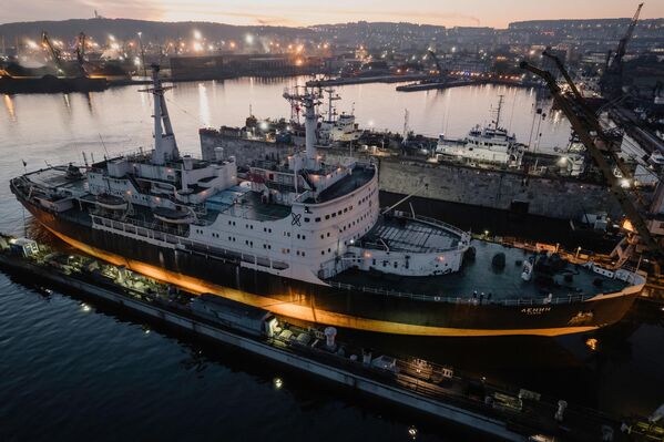 In 1989, the ship was decommissioned. Amid rumors of Lenin’s possible utilization, veterans of the country’s icebreaker fleet managed to keep it from being scrapped. - Sputnik International