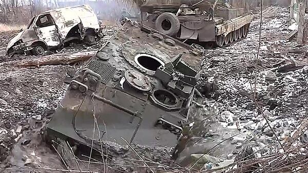 In this video grab, Russian servicemen of the Center Group of Forces evacuate a U.S.-made M113 armored personnel carrier (APC) abandoned by Ukrainian troops for subsequent repair amid Russia's military operation in Ukraine in the town of Avdeyevka near Donetsk, Donetsk People's Republic, Russia. On February 17, Ukrainian Commander-in-Chief Oleksandr Syrsky announced the decision to withdraw troops from Avdeyevka. Later, the Russian Defense Ministry said that the Russian military had taken full control of the town. - Sputnik International