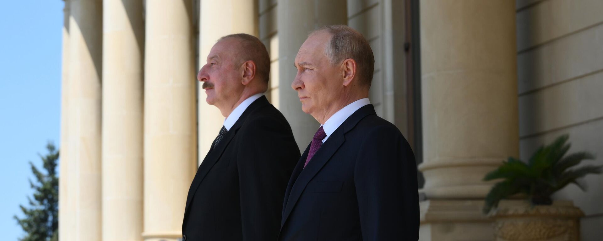 Russian President Vladimir Putin and Azerbaijani President Ilham Aliyev - Sputnik International, 1920, 19.08.2024