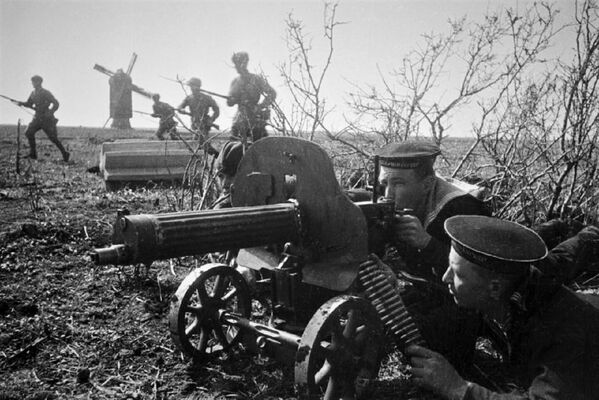 Soviet marines during a battle for a bridgehead. - Sputnik International