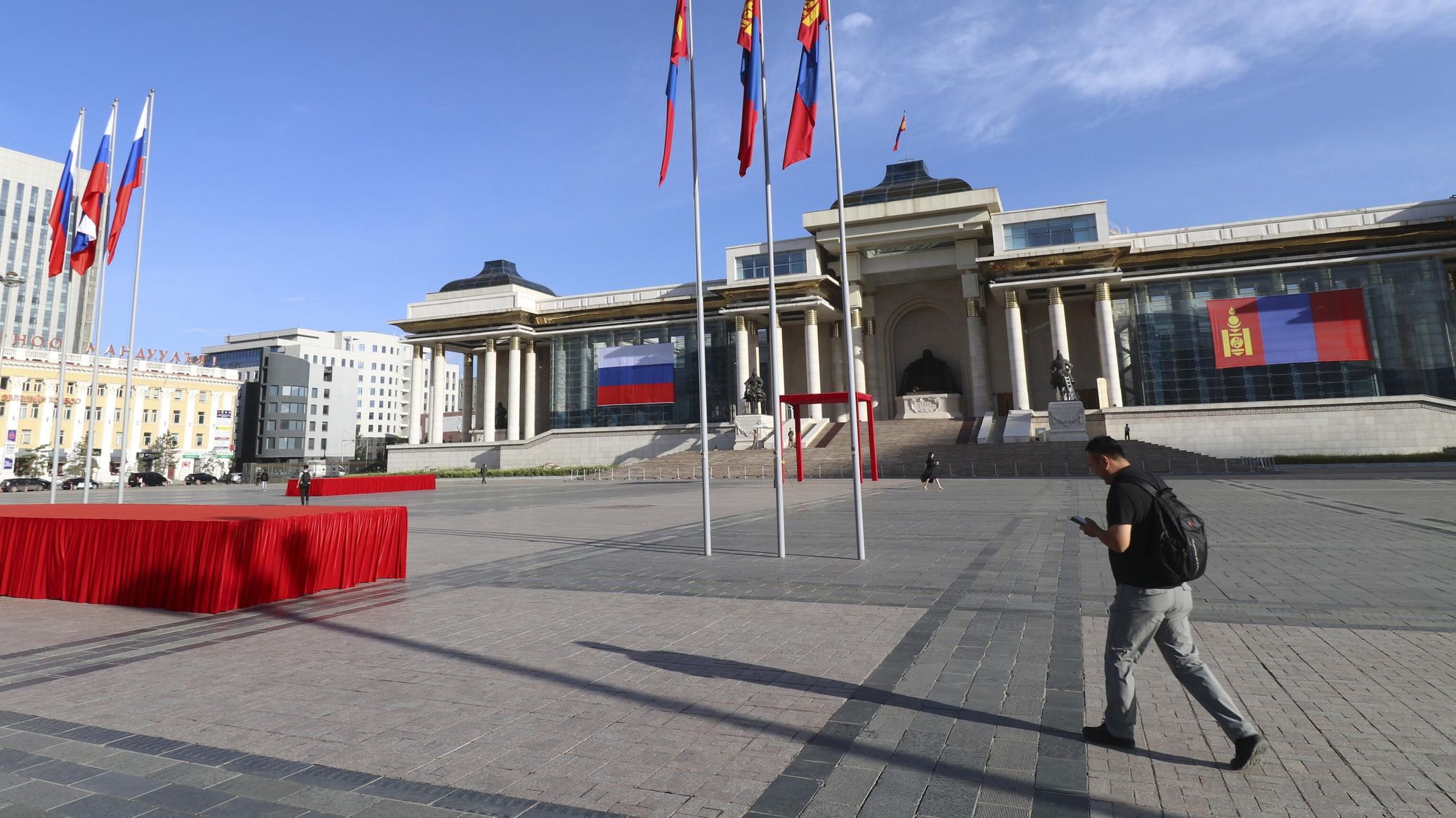 Mongolia Ready to Cooperate on Mongolia-Russia-China Transport Corridor — President