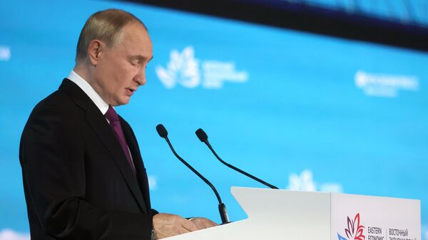 Russian President Vladimir Putin speaks during a plenary session of the 2024 Eastern Economic Forum (EEF) at the Far Eastern Federal University on Russky Island in Vladivostok, Russia. - Sputnik International