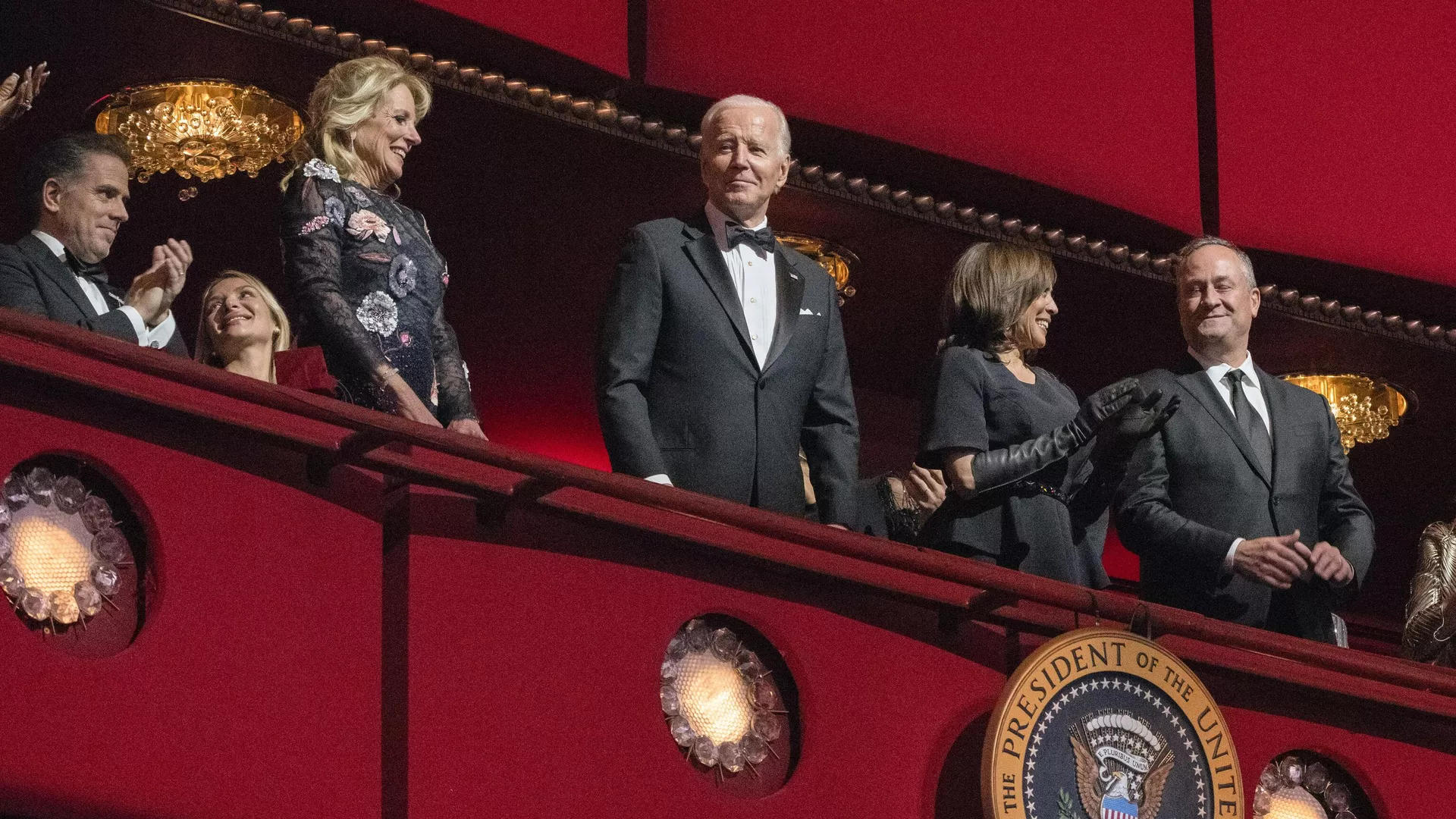 President Joe Biden and first lady Jill Biden react as they arrive at the 45th Kennedy Center Honors at the John F. Kennedy Center for the Performing Arts in Washington, Sunday, Dec. 4, 2022. Vice President Kamala Harris, second from right, second gentleman Doug Emhoff, Hunter Biden, left, and his wife Melissa Cohen look on. President Joe Biden and first lady Jill Biden react as they arrive at the 45th Kennedy Center Honors at the John F. Kennedy Center for the Performing Arts in Washington, Sunday, Dec. 4, 2022. Vice President Kamala Harris, second from right, second gentleman Doug Emhoff, Hunter Biden, left, and his wife Melissa Cohen look on. - Sputnik International, 1920, 06.09.2024