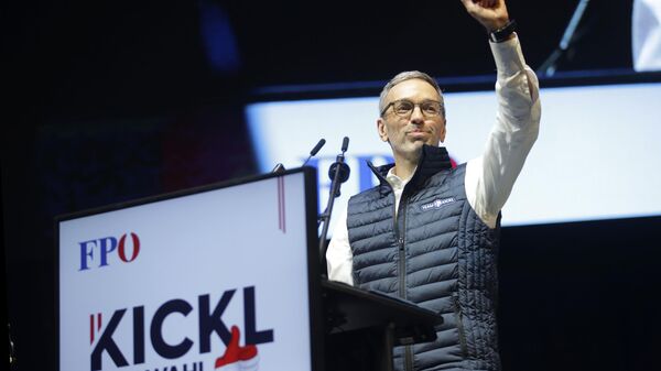 Head of the Freedom Party (FPOE) Herbert Kickl arrives for a final election campaign event at St. Stephen's square in Vienna, Austria, Friday, Sept. 27, 2024, ahead of the country's national election. - Sputnik International